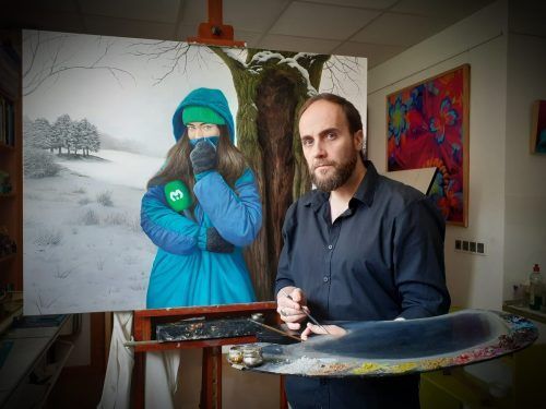 PINTANDO A UNA REPORTERA